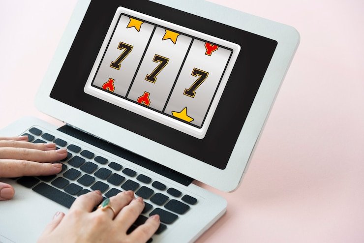 Antarmuka aplikasi mobile megajudi 303 menampilkan menu sportsbook Liga 1 dan Piala AFF